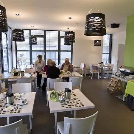 Schroeders Appartementhotel アパートホテル トリーア