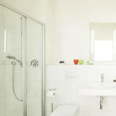 Schroeders Appartementhotel 2*