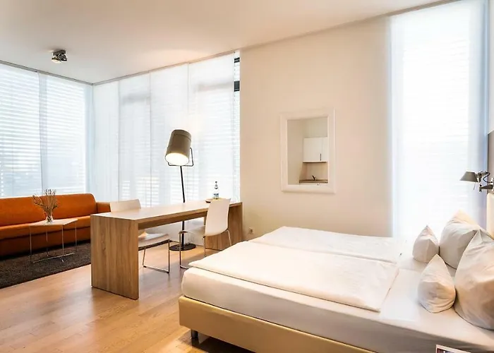 Schroeders Appartementhotel Апарт-отель Трир