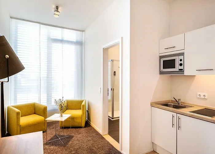 Schroeders Appartementhotel Апарт-отель Трир