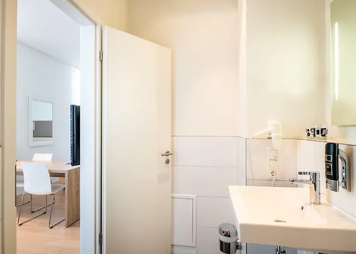 Schroeders Appartementhotel Трир